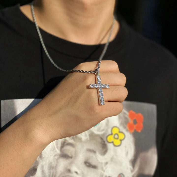 Collier croix en moissanite | Or blanc
