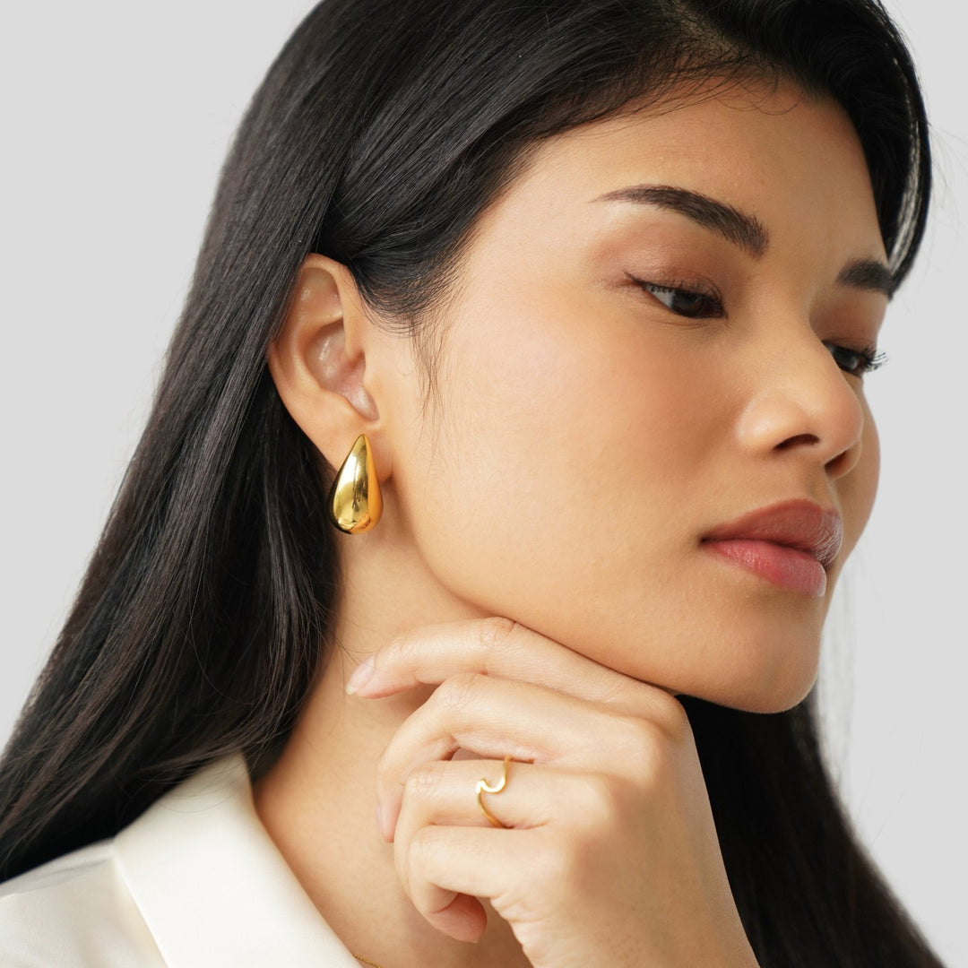 Boucles d'oreilles goutte d'eau en or Ame