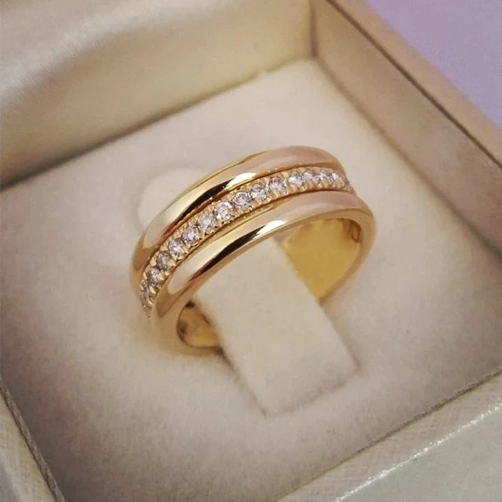 Sarah - Bague vintage en zirconia incrusté